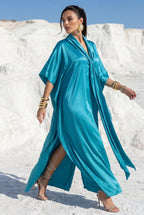 IRINA in Azzurro