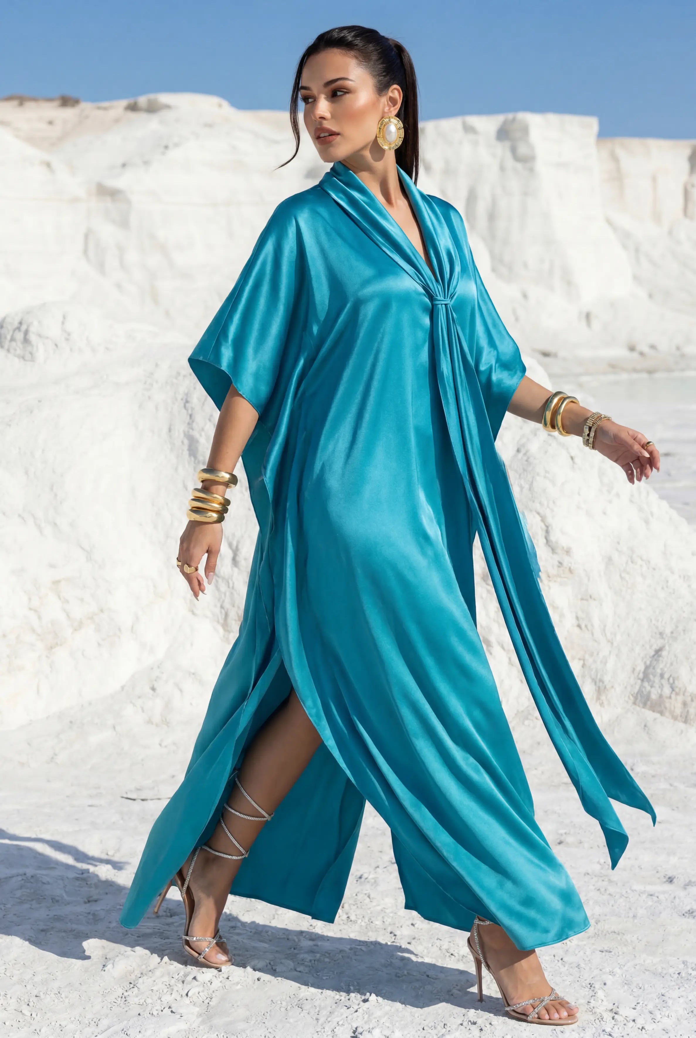 IRINA in Azzurro