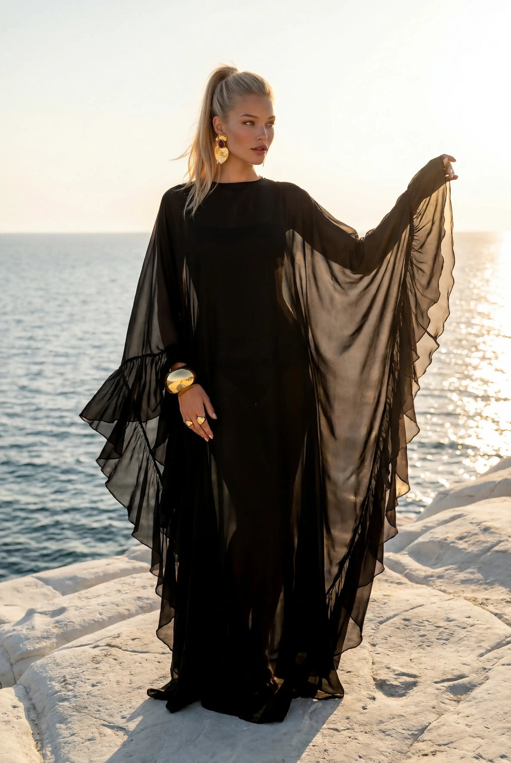 BOYANA in Nero